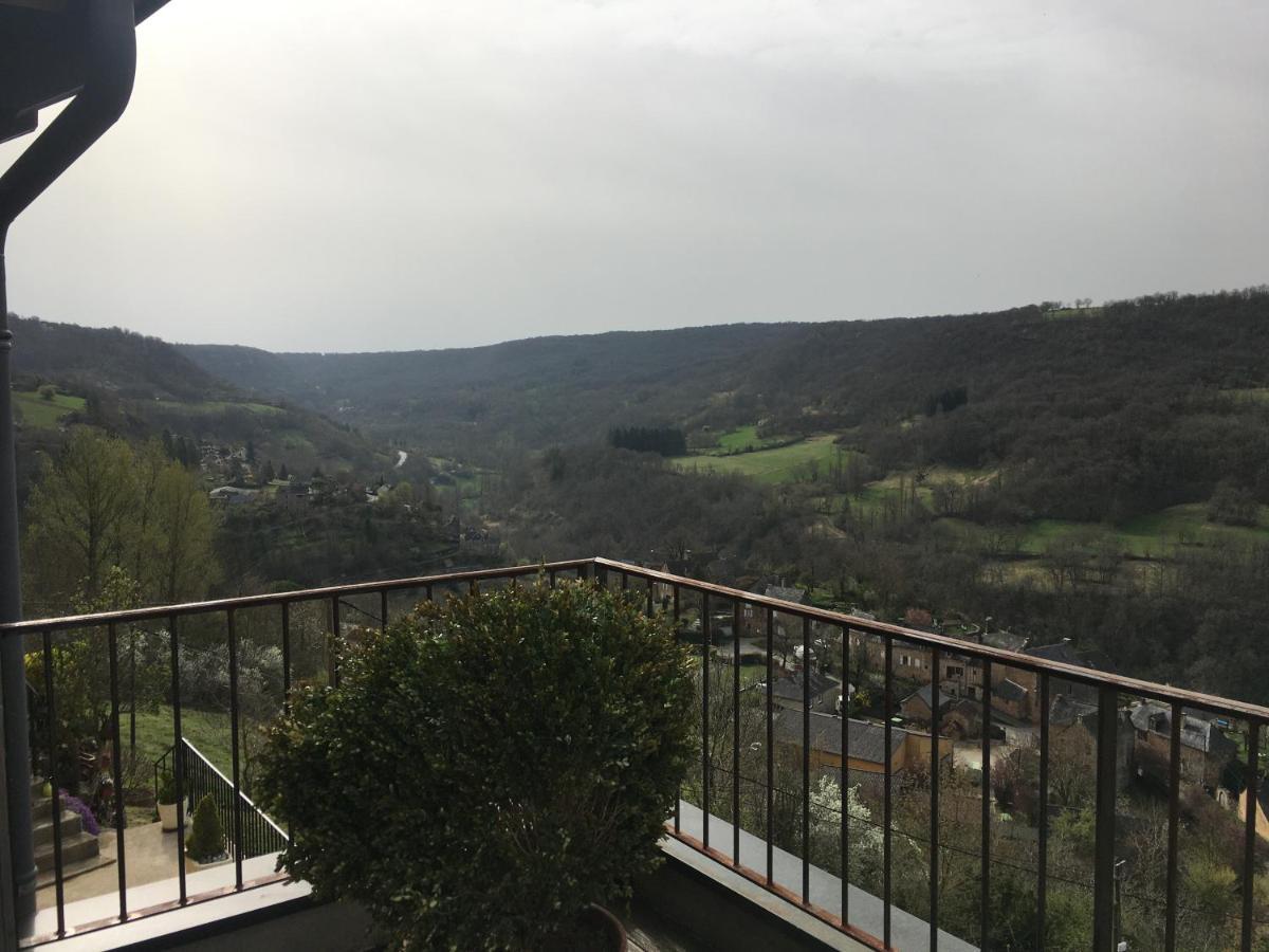Gite Libertalia Salles-la-Source Kültér fotó